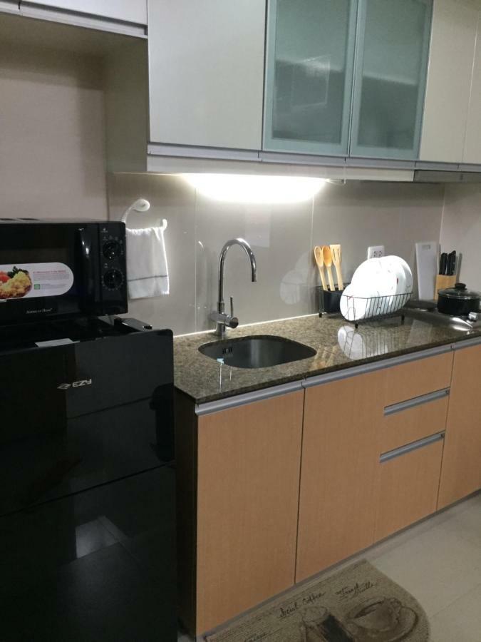 101 Newport Condo C2 Manila Exterior photo